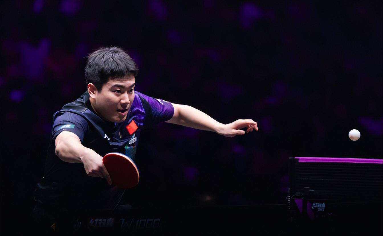 世界杯客户端升级说明-神级擦网后一波流！梁靖崑强势扫退役流言 赛后透露腰伤有所好转